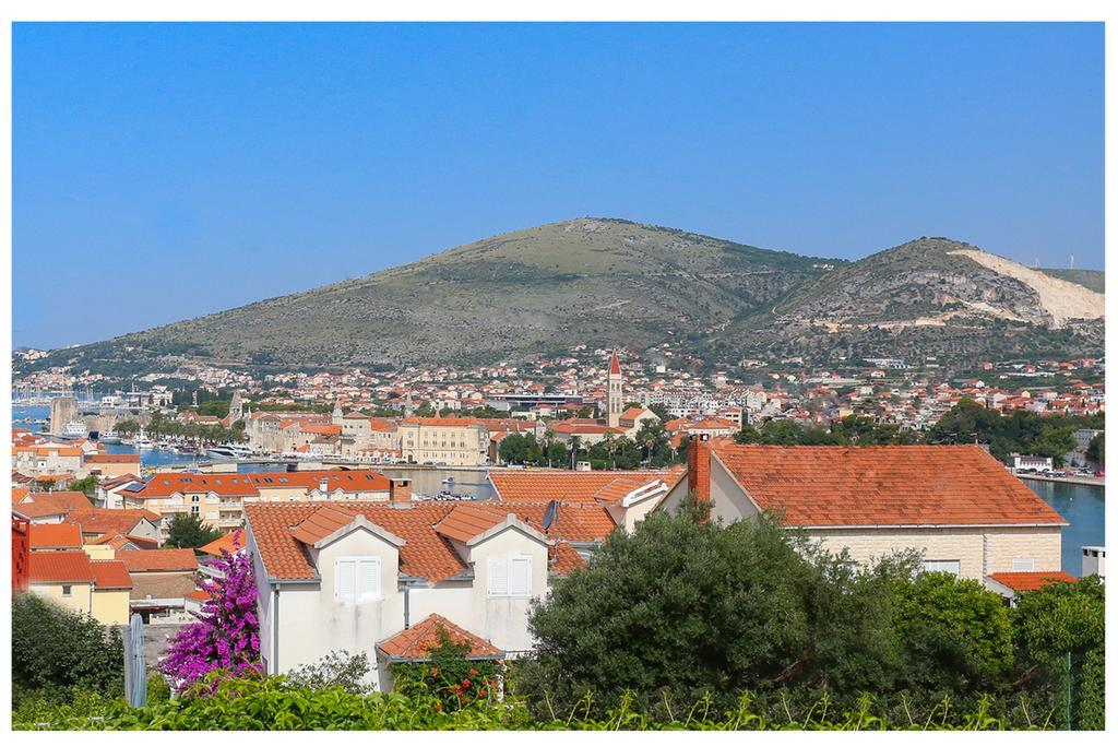 Apartments Ivan Trogir Exterior photo